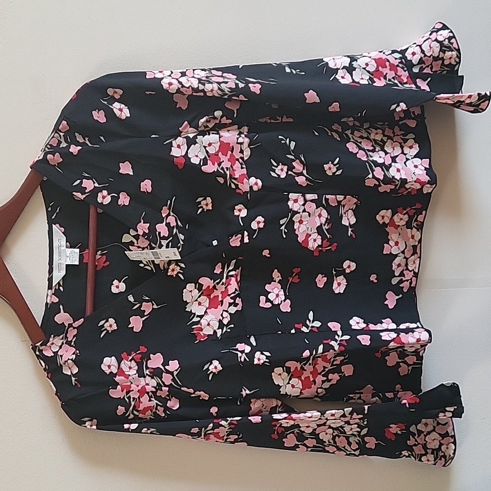 Petite sophisticate blouse